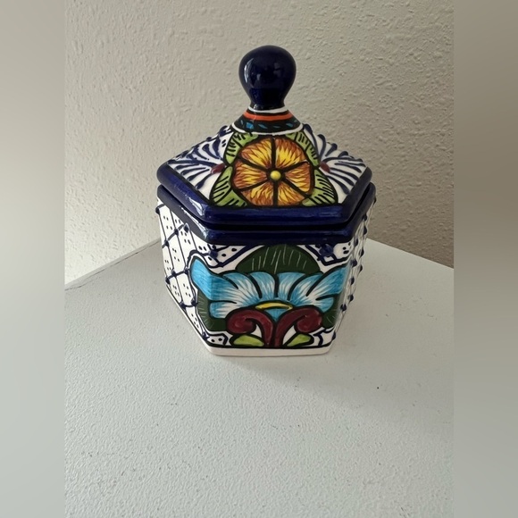 Talavera Mexican Art Pottery Lidded Ceramic Jewelry Trinket Box Alba Mexico - Picture 1 of 11